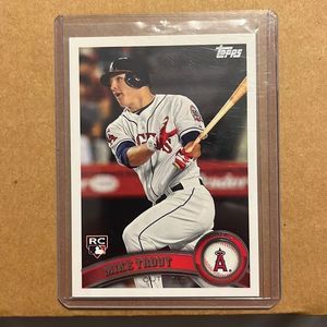 (REAL) Mike trout rookie card